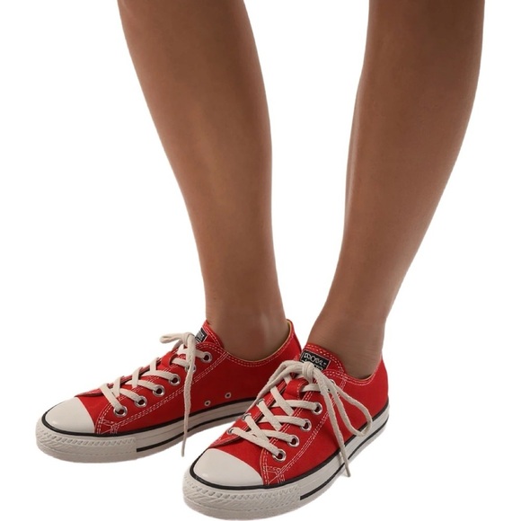 Converse All Star Red Sneakers Classic Canvas Low-Top Size 5.5 - Picture 2 of 7